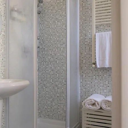 Domus Crescenzio - ローマ