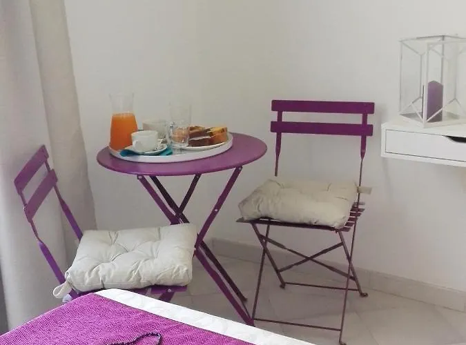 Konukevi Domus Crescenzio - 4*