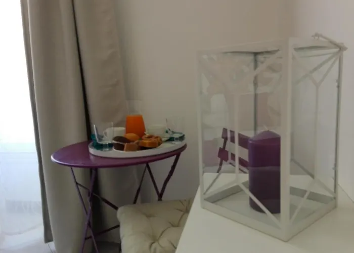 Domus Crescenzio - Konukevi 4*