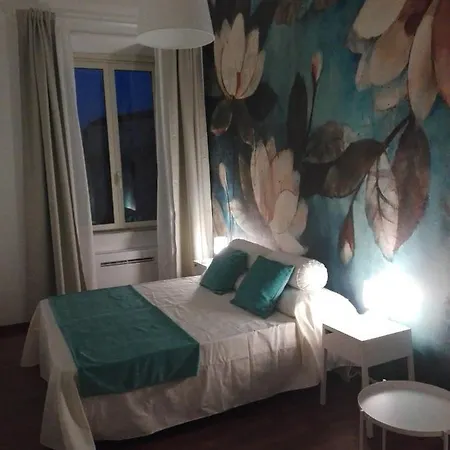 Domus Crescenzio - *